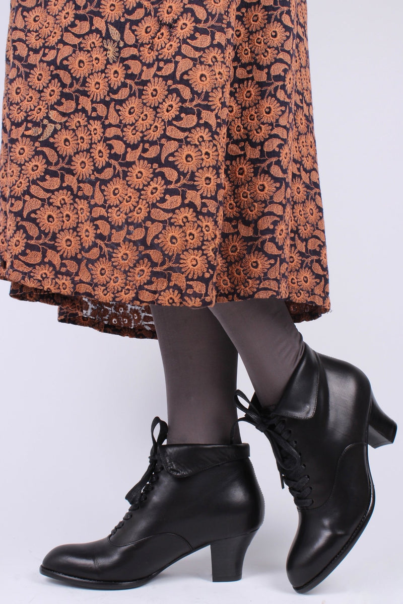 1930s style leather lace-up ankle boot - Black - Betty