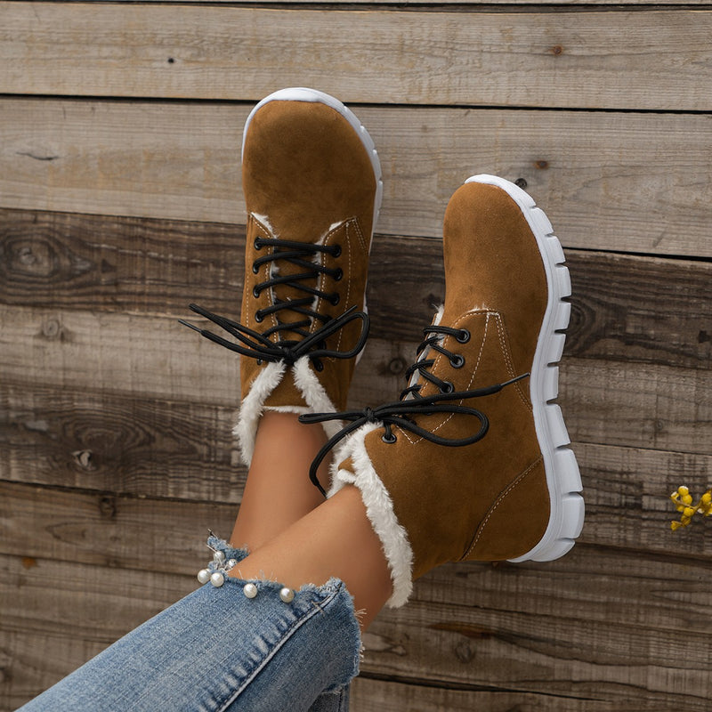Women's Plus Size Fashionable Flat Plush Boots - Stylish and Comfortable Footwear