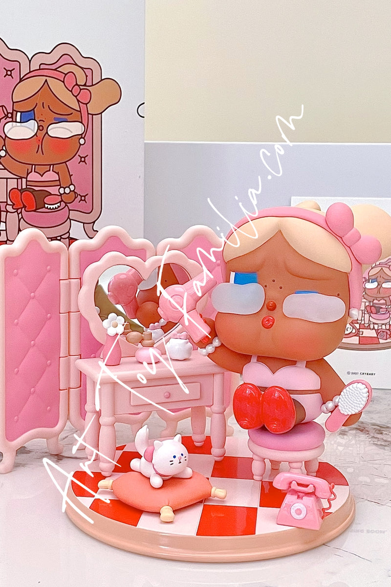 Crybaby The Dressing Room Figurine(Pink Ver.) - 梳妆台-原色