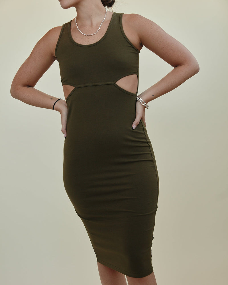 Maru Dress