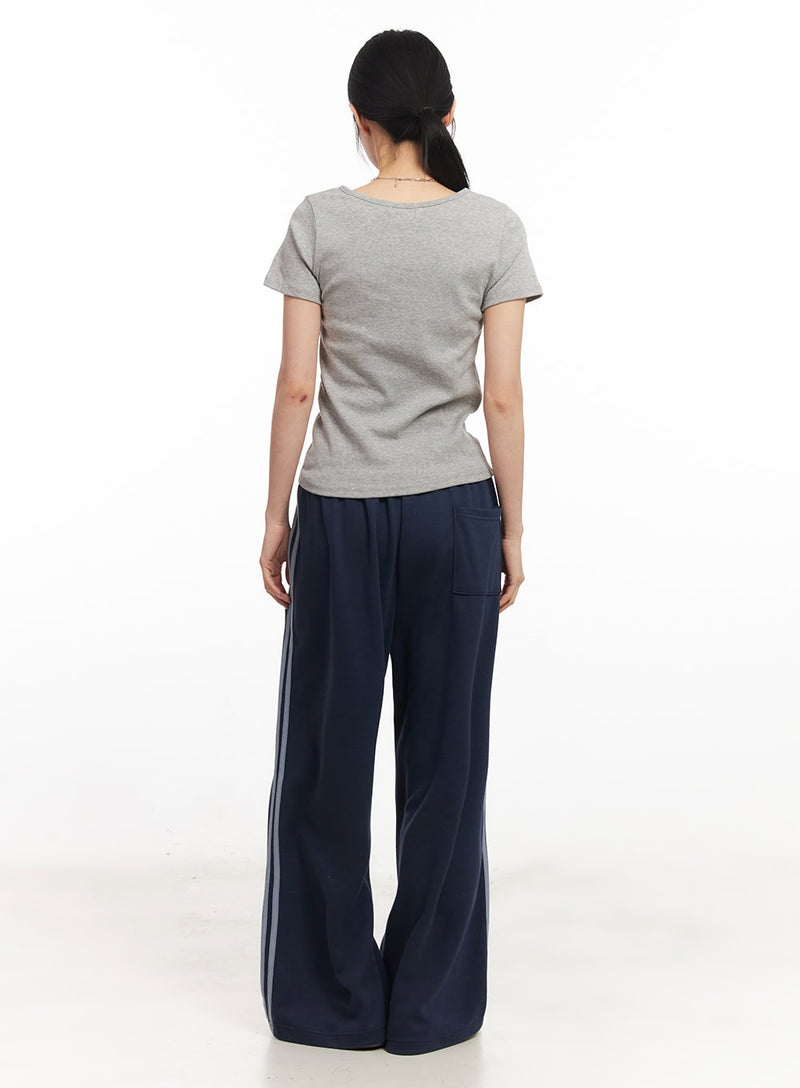 Essential Cotton U-Neck Top CA516