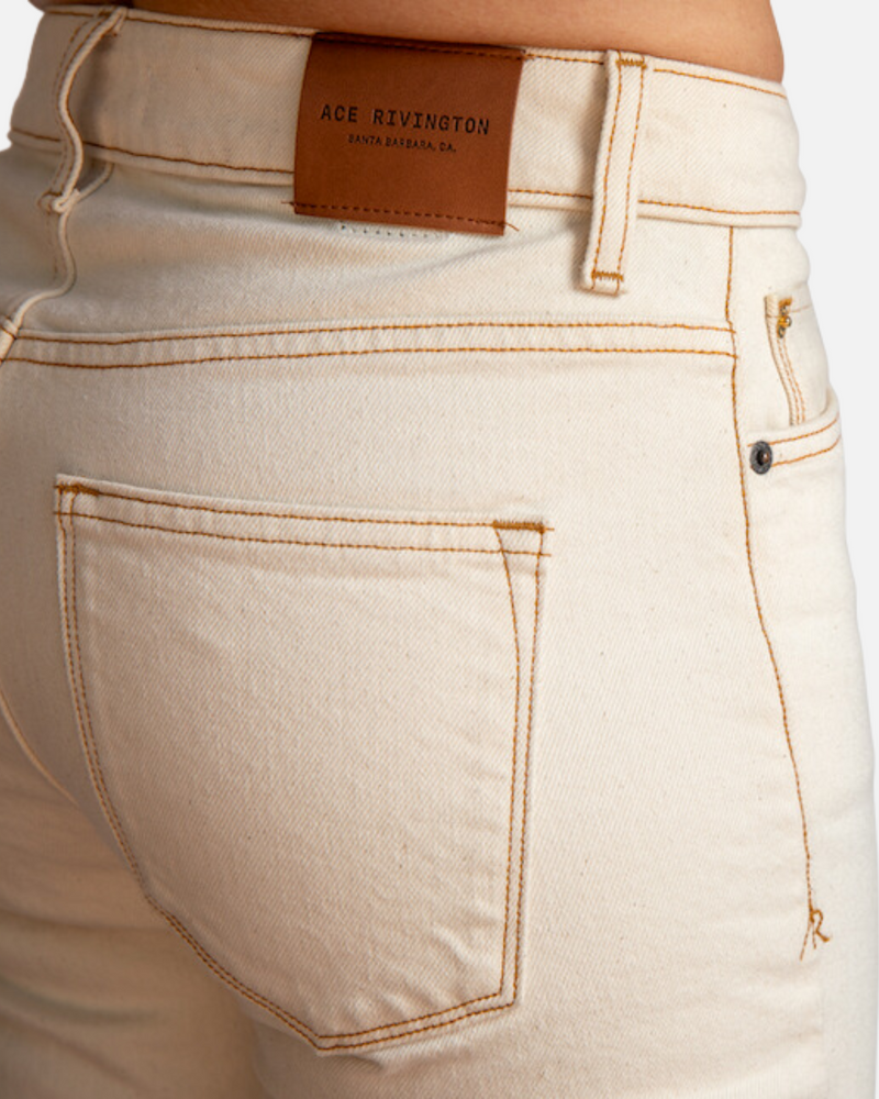 Women's Classic Straight Comfort Denim Jeans - Ecru Rinse