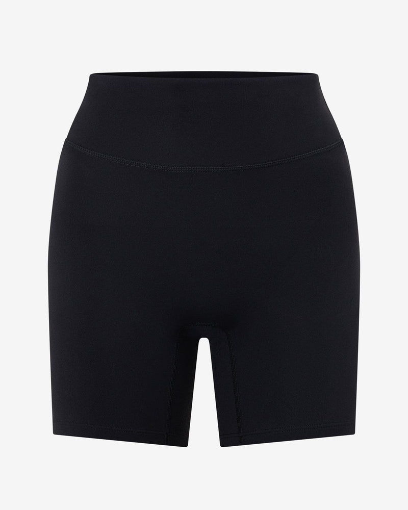 Form Invisible Scrunch Shorts 5