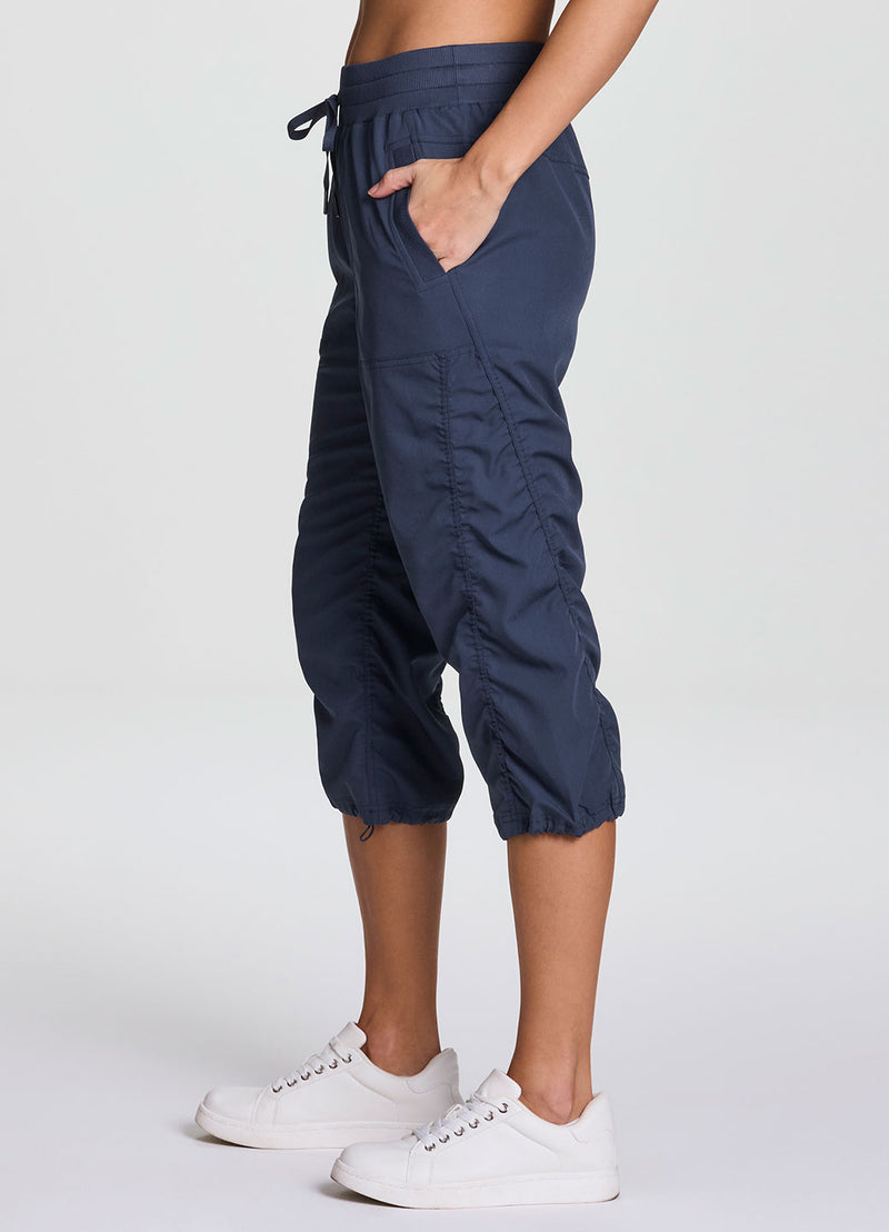 Lumen Lightweight Capri Pant
