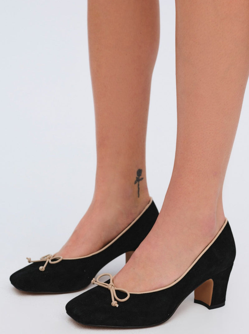 Angelina Heel