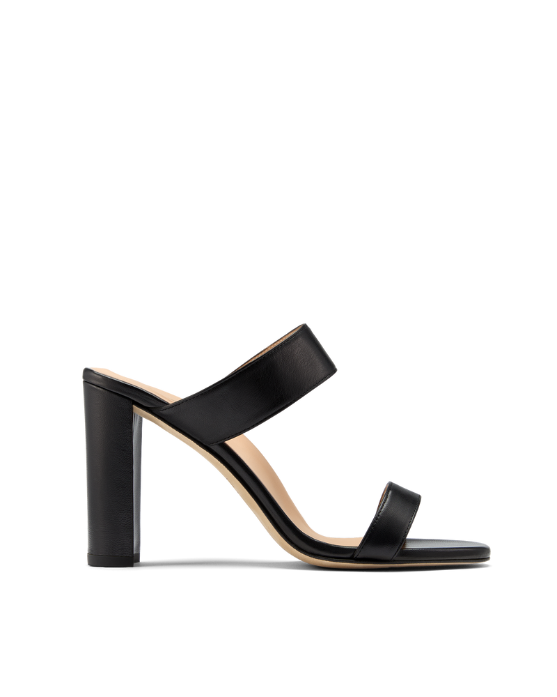 Sara: Black Capretto