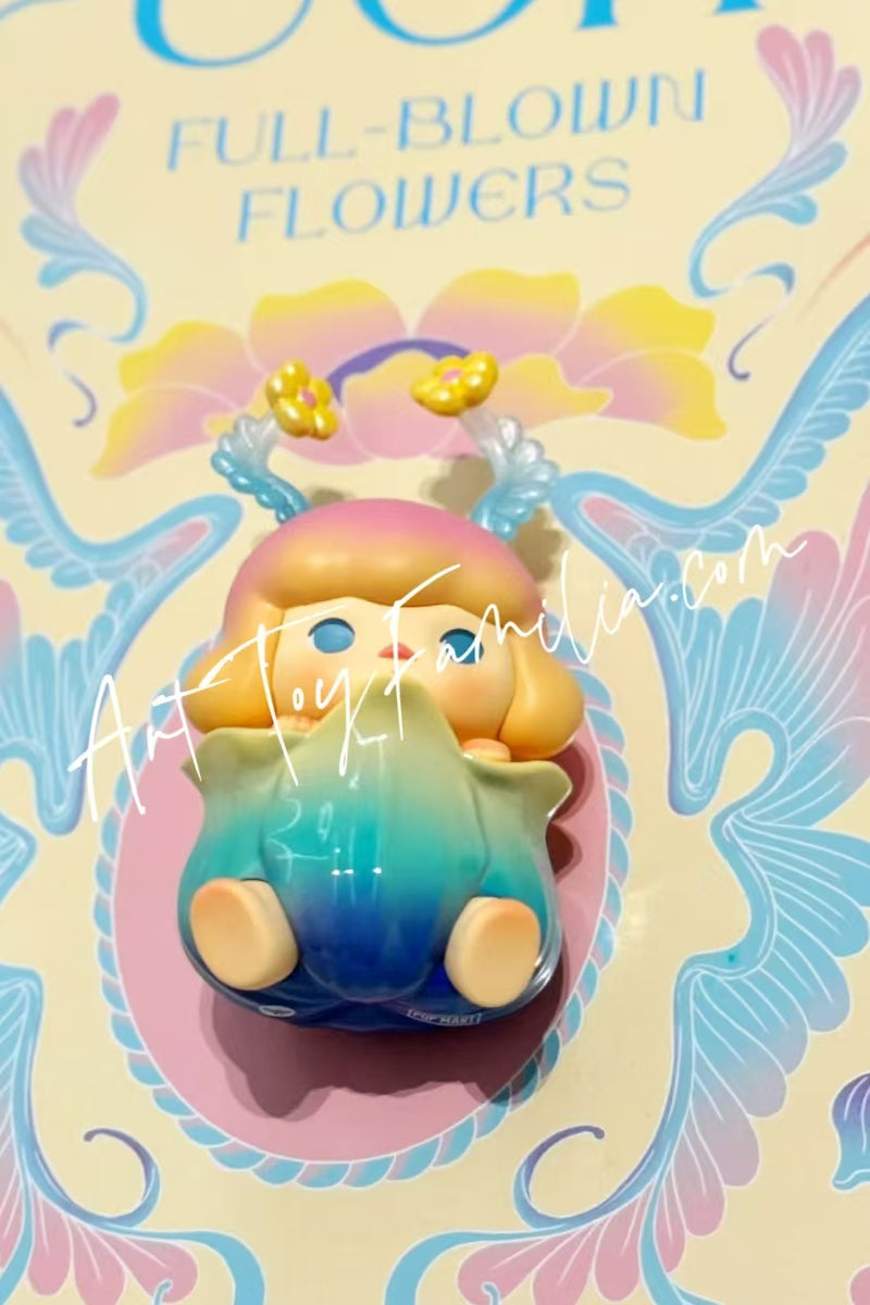 Pucky Full-Blown Flowers Figurine - 精灵繁花吊卡