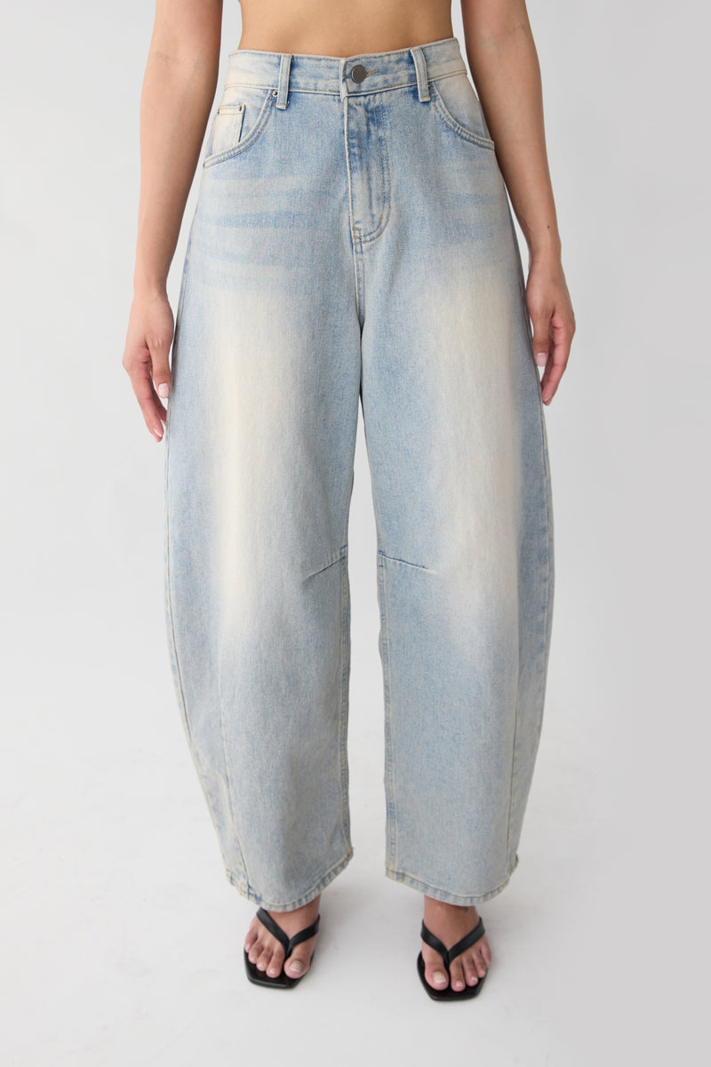 VINTAGE WASH BARREL JEAN