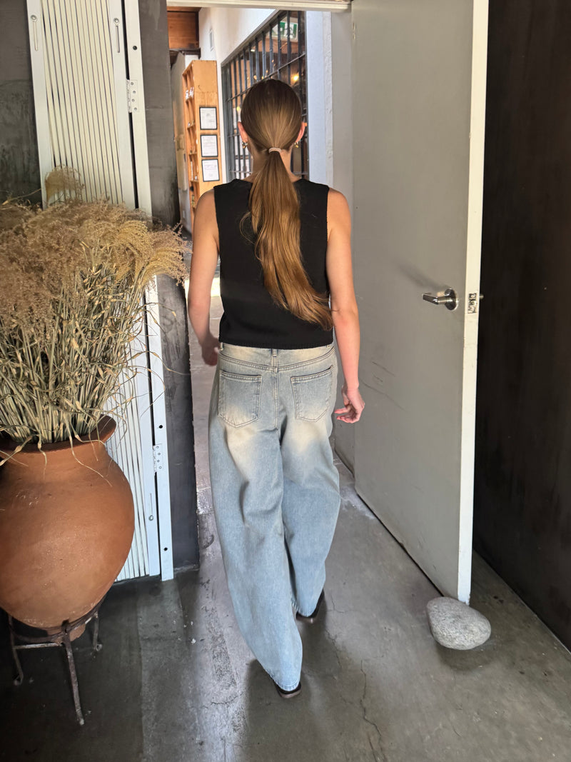 VINTAGE WASH BARREL JEAN