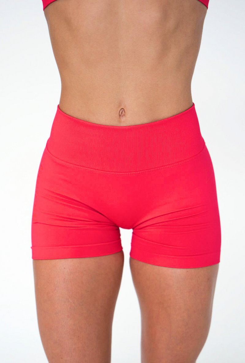 LJ V-BACK SCRUNCH SHORTS - RED