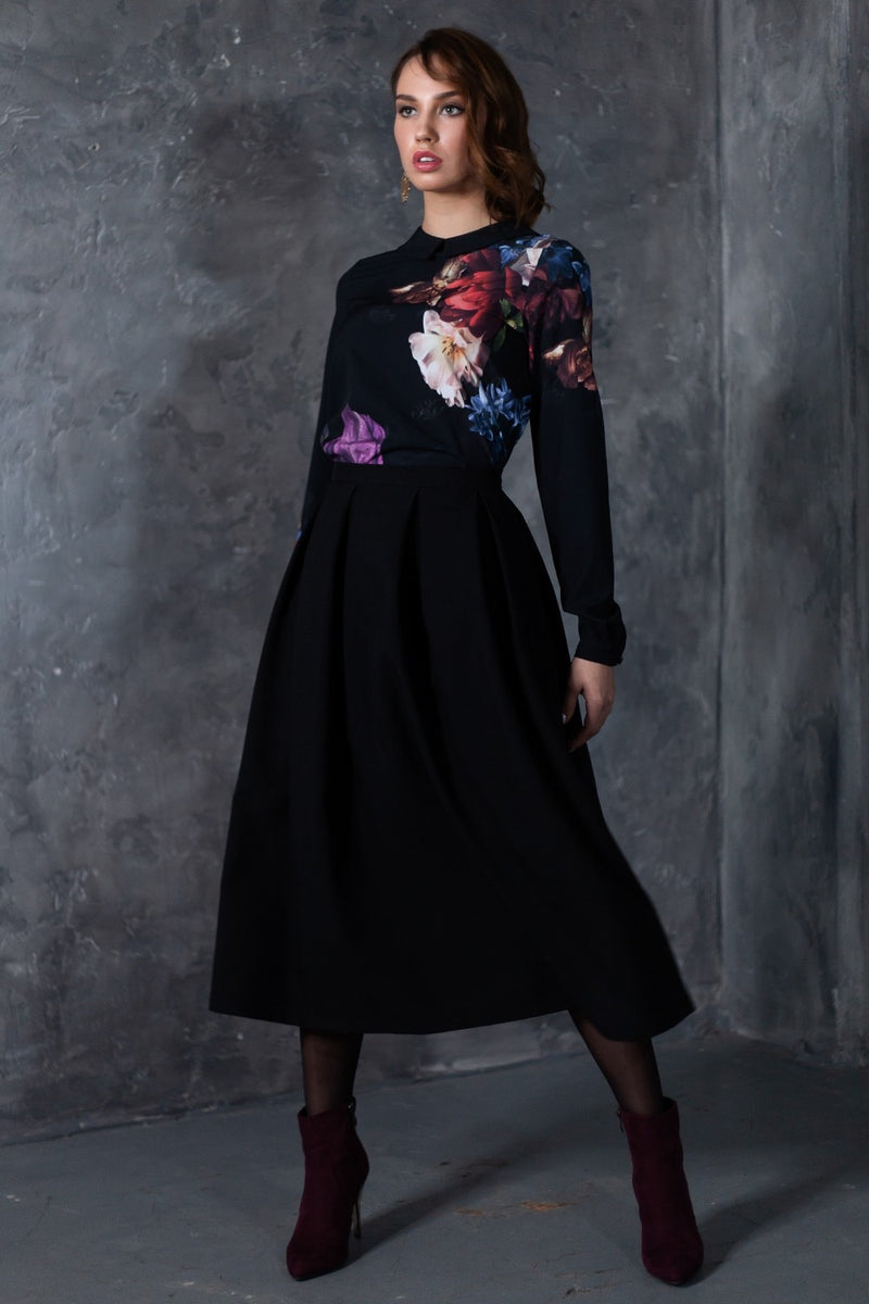 Black full skirts with side pockets
