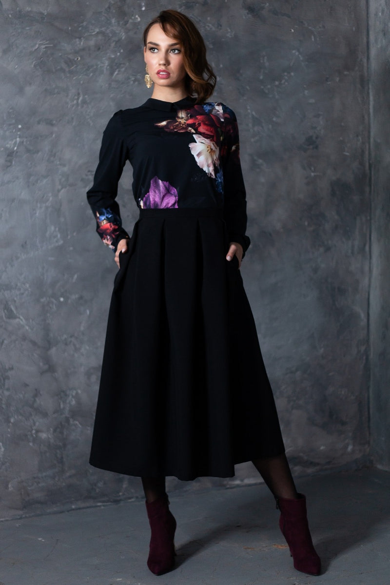 Black full skirts with side pockets