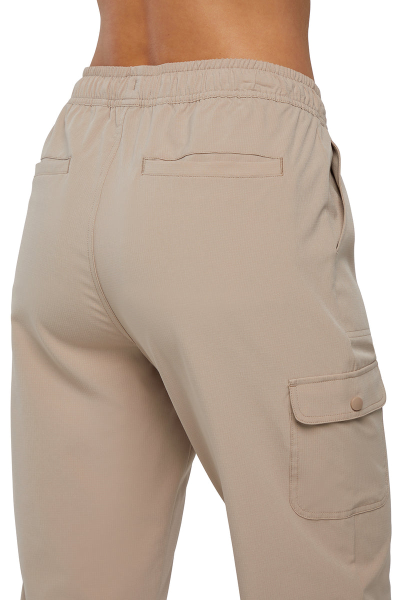 Adventure Cropped Cargo Pant