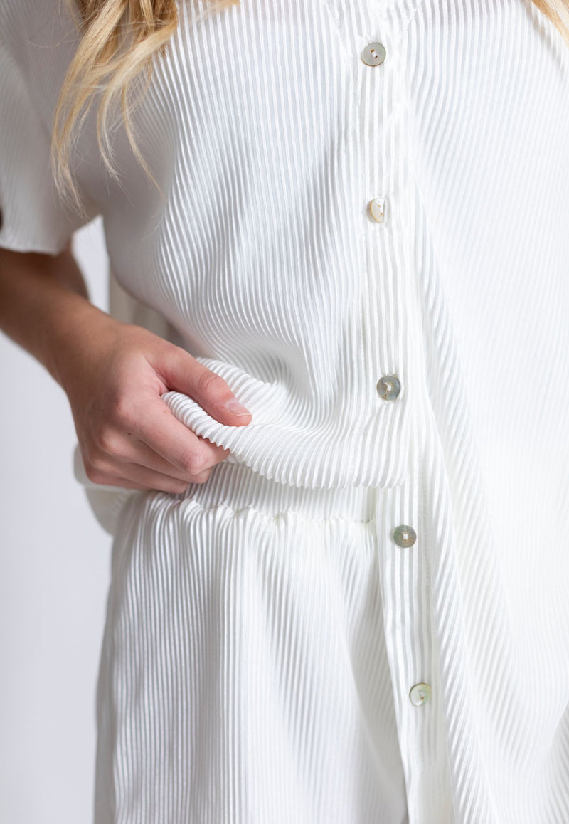 Pleats Short Set in Dove