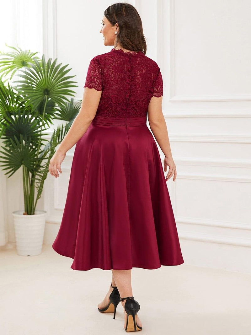 pretty HARLEY|Plus Size V-neck Lace Bodice A-line Cocktail Dress with Pockets