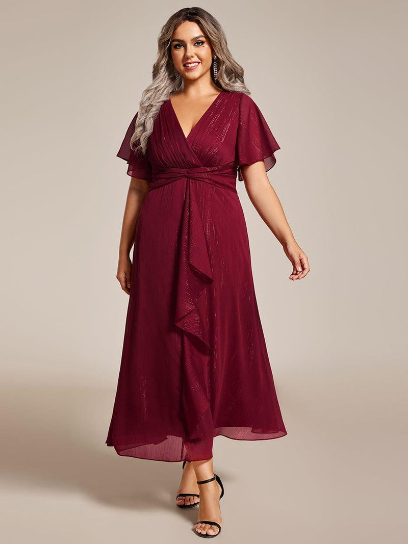 pretty OPAHL|Plus Size Glitter Short Sleeve A-Line Midi Wedding Guest Dress with Ruffled Hem