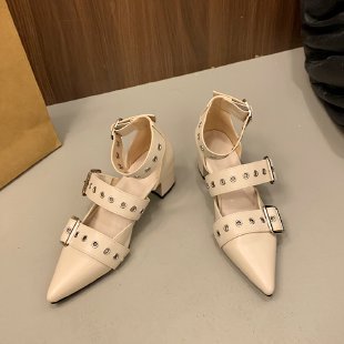 Retro Plus Size Fashion Pointed Toe Belt Buckle Women's Shoes