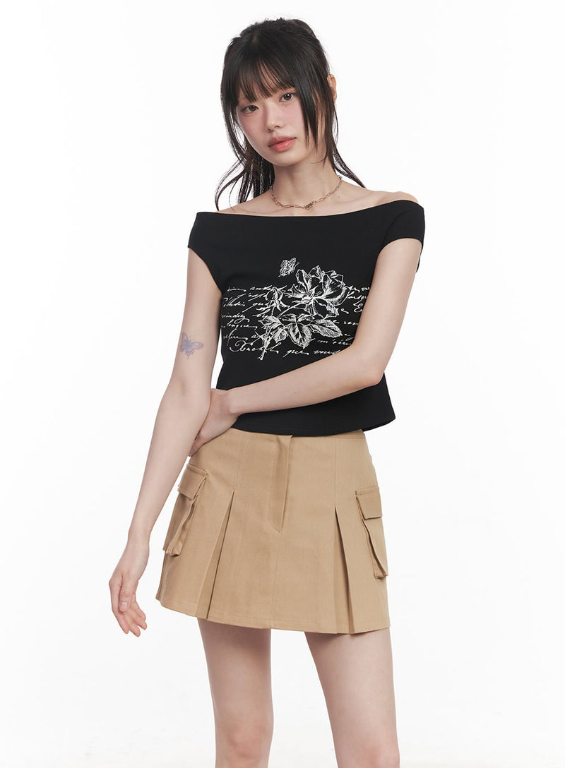 Graphic Print Off-Shoulder Crop Top CY520