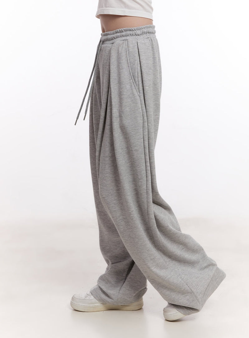 Adjustable Pintuck Wide-Fit Sweatpants CM526