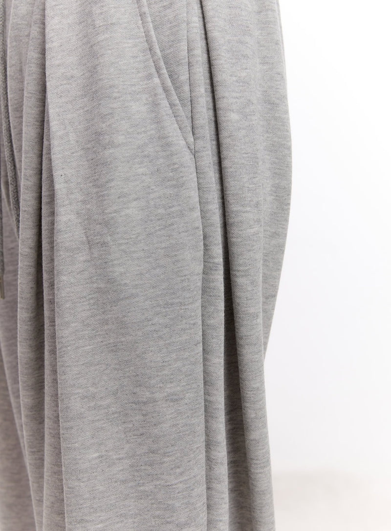 Adjustable Pintuck Wide-Fit Sweatpants CM526