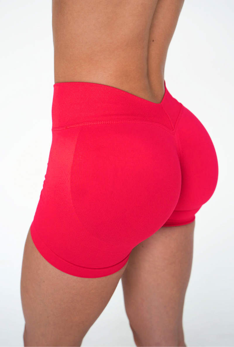 LJ V-BACK SCRUNCH SHORTS - RED