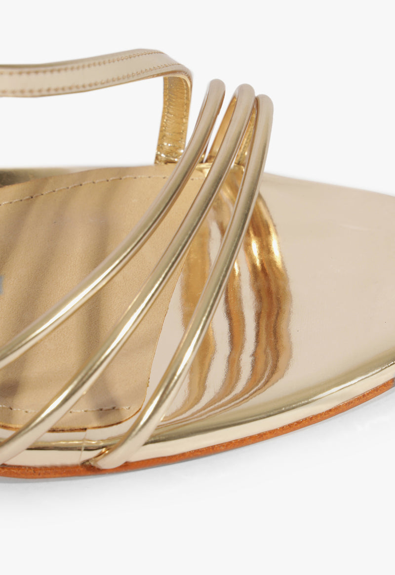 Inez Sandal