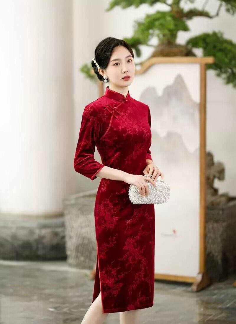 Plum blossom pattern, velvet midi plus size Qipao
