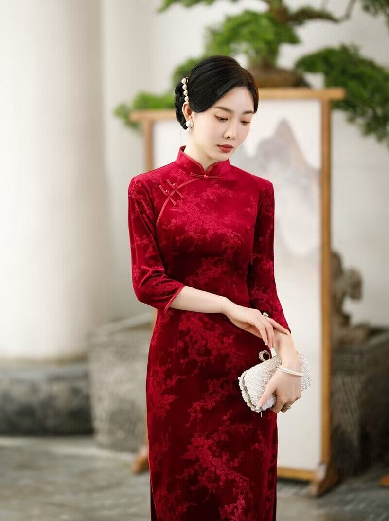 Plum blossom pattern, velvet midi plus size Qipao