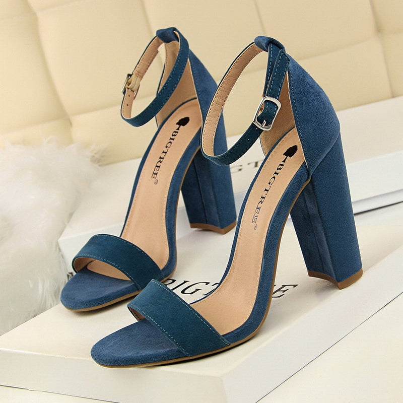 Bigtree Schuhe Frauen Heels Sexy Frauen Schuhe High Heel Plus Size Frauen Pumps Hochzeitsschuhe Damen Klassische Sandalen Chaussure Femme