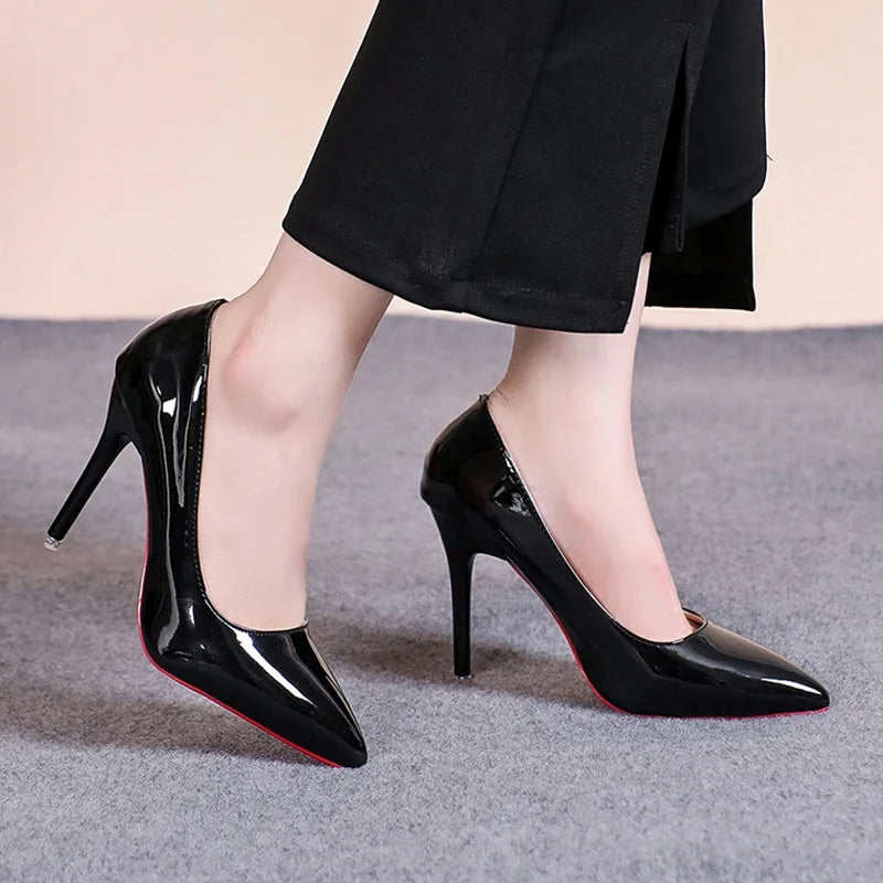 Classic Black Stiletto Heels – Timeless Elegance for Every Occasion