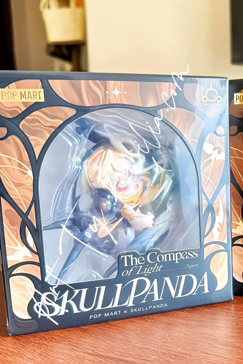 Skullpanda The Compass Of Light Figurine - 光的经纬