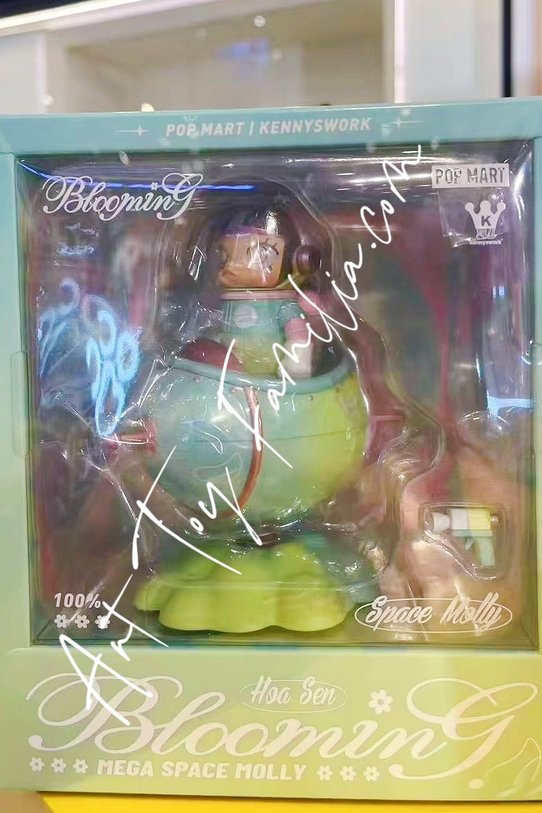 MEGA Space Molly 100% Blooming Series Lotus Figurine - 绽放系列100% 越南-莲花