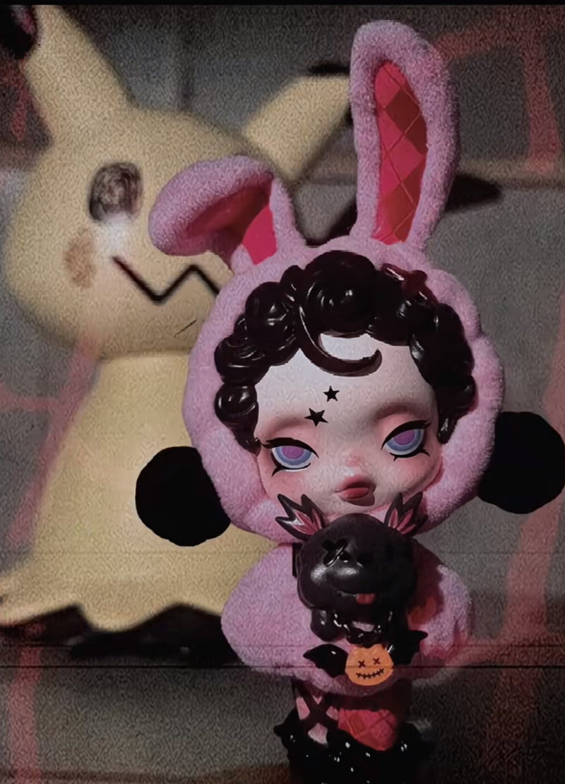 Skullpanda Bunny or Doggy Figurine - 万圣访客吊卡