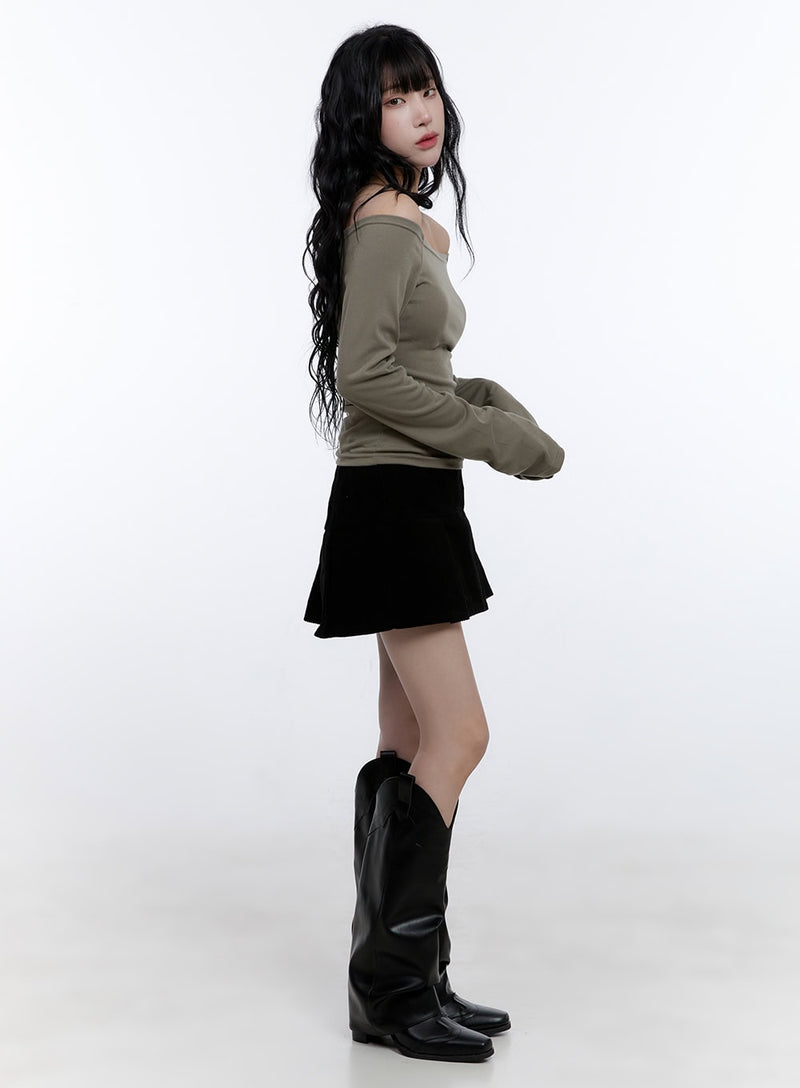 Essential Off-Shoulder Long Sleeve Top CD419