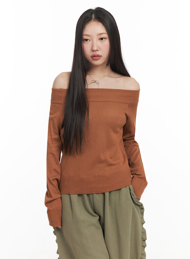 Essential Off-Shoulder Long-Sleeve Top IM525