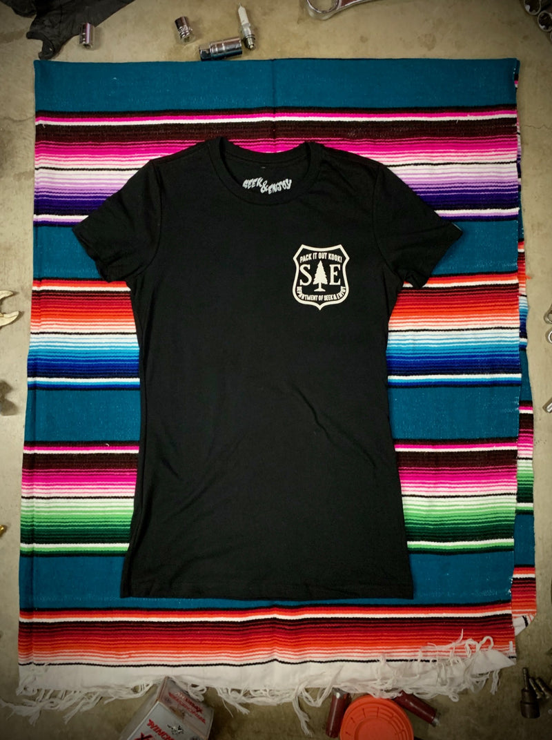 PACK IT OUT WOMENS TEE | BLACK