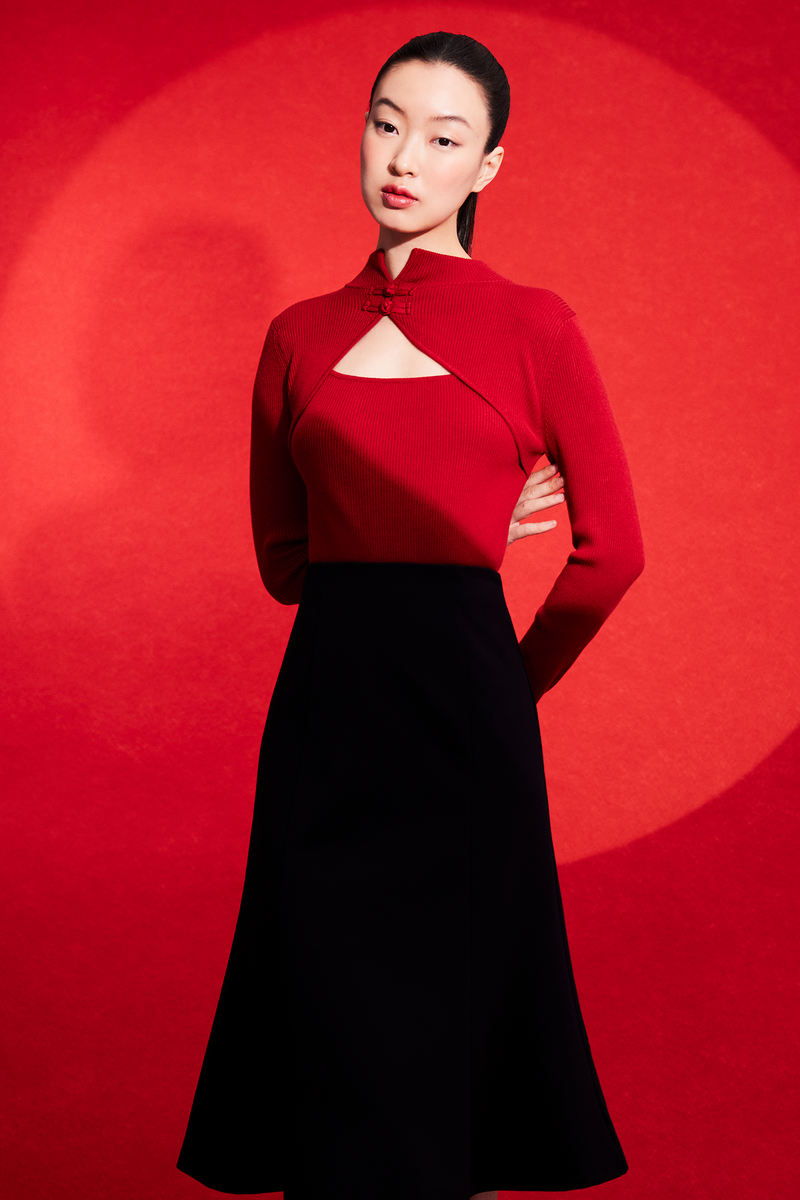 Cut Out Mandarin Knit Top