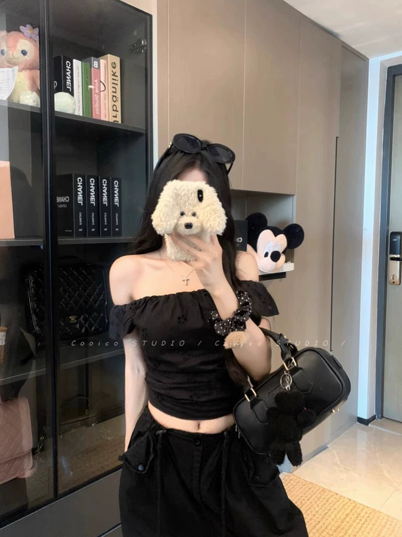 Kumikumi design sense flower cut-out one-shoulder shirt off-the-shoulder top