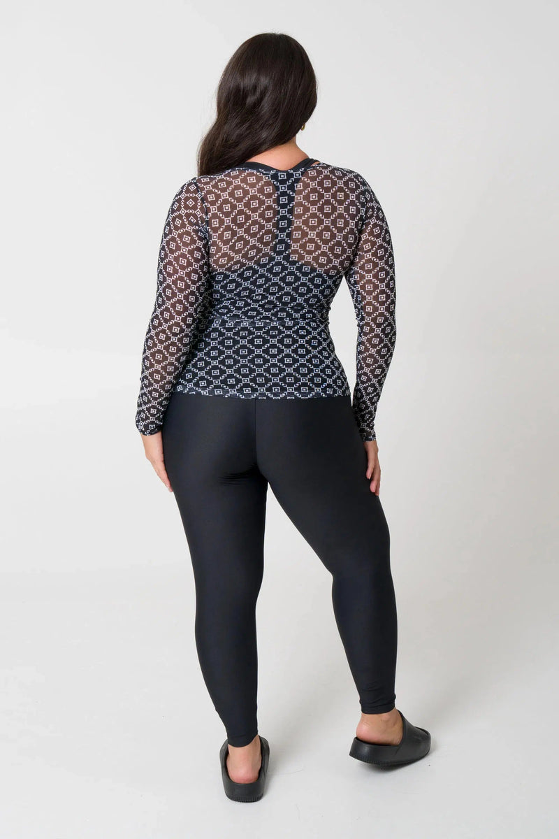 Net Fitted Long Sleeve Tee - Monogram Black
