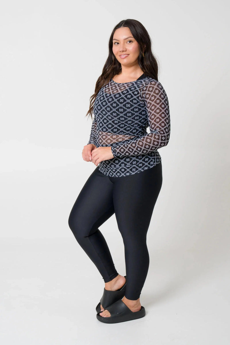 Net Fitted Long Sleeve Tee - Monogram Black