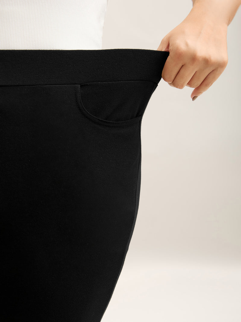 Stretchy Ruffled Hem Cropped Pants