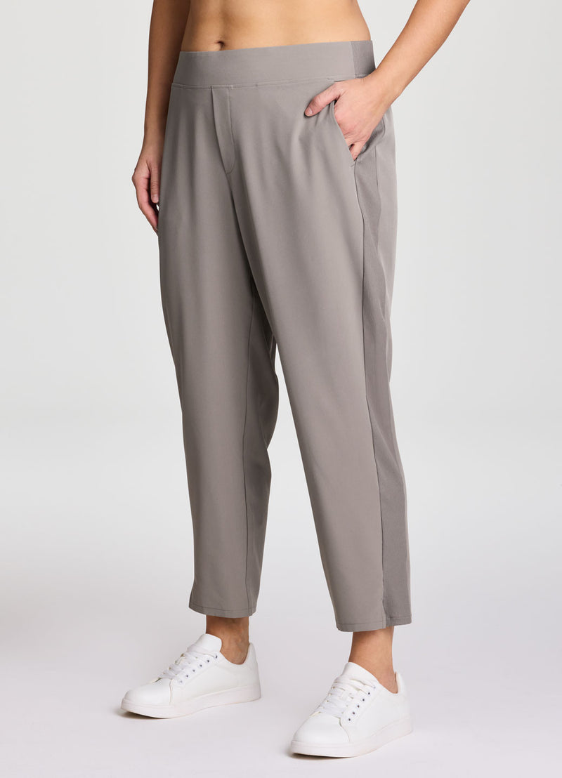 Plus Everyday Ribbed Ankle Pant