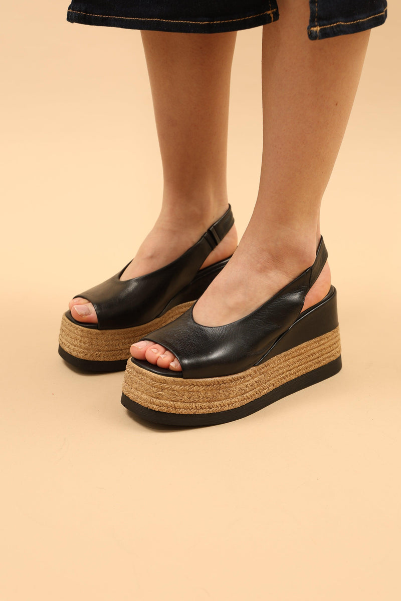 Agnesa Black