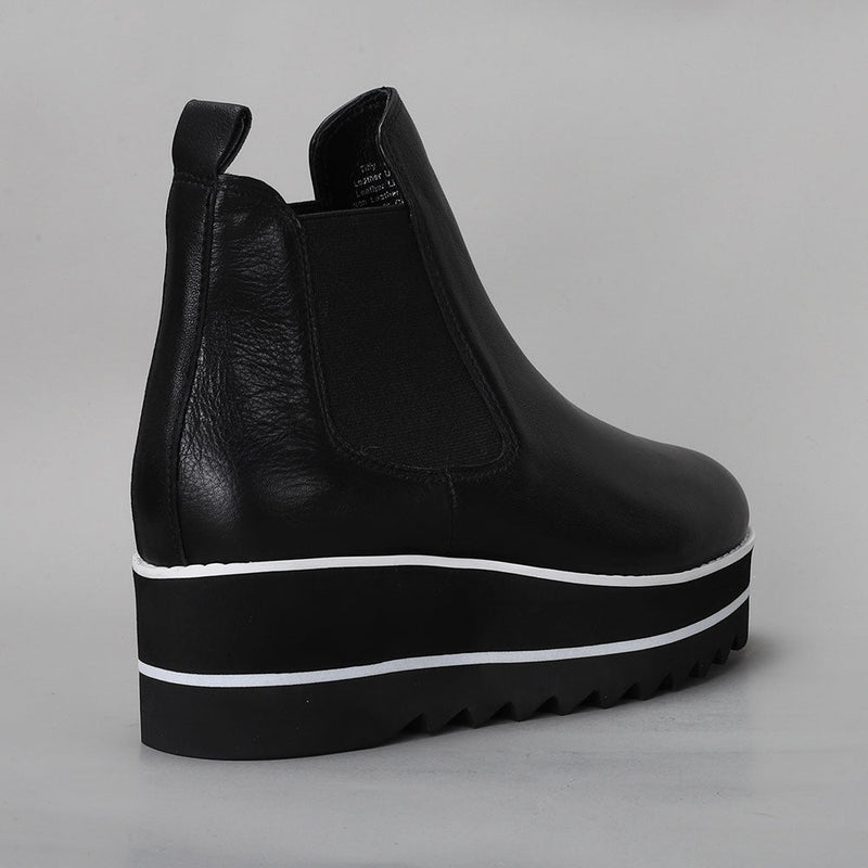 TRINITY - Black
