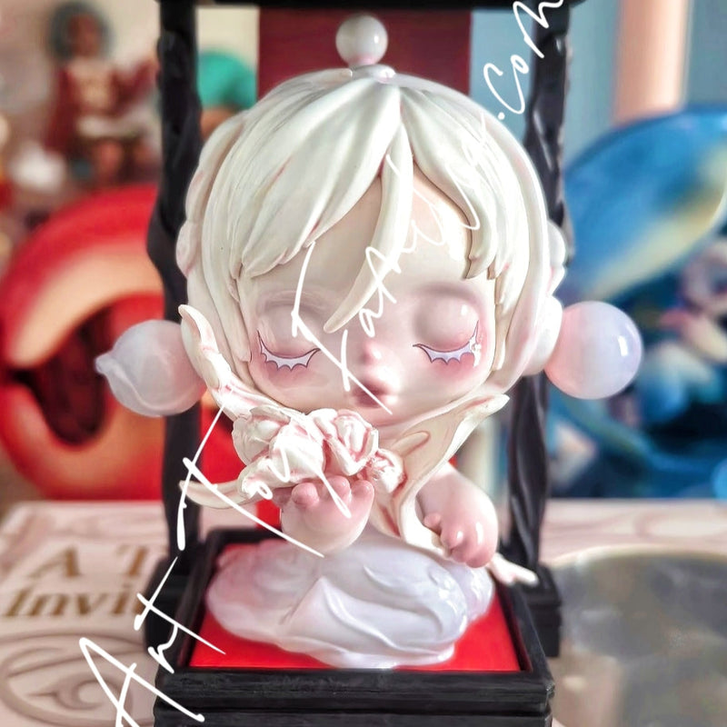 Skullpanda × Uniqlo A Tulip Invitation Figurine - 花笺手办