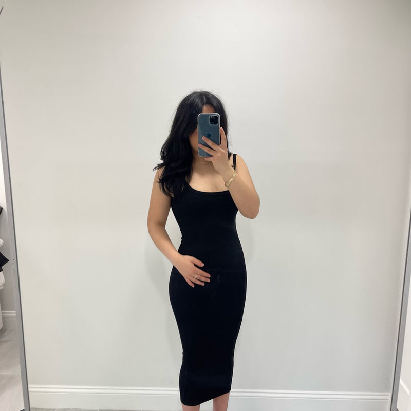 KYM DRESS (black)