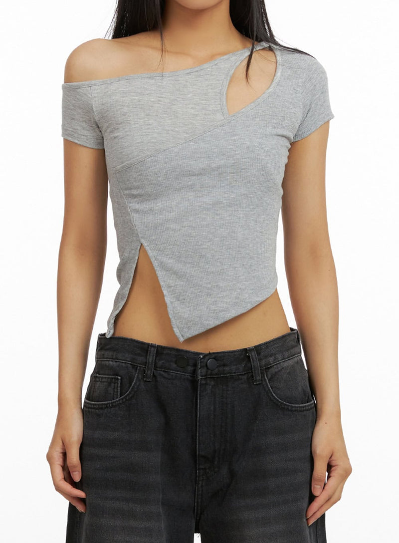 Unbalanced Cut Out Crop Top IU412