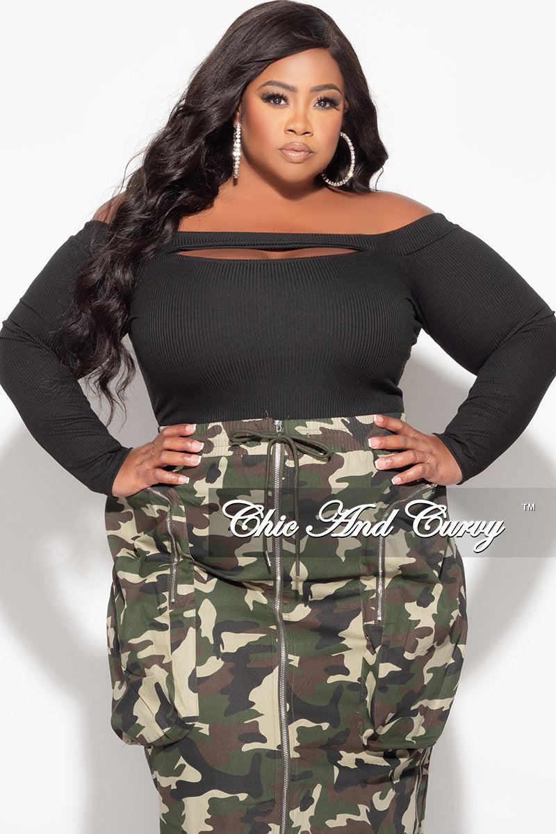 Final Sale Plus Size Ribbed Cutout Top in Black
