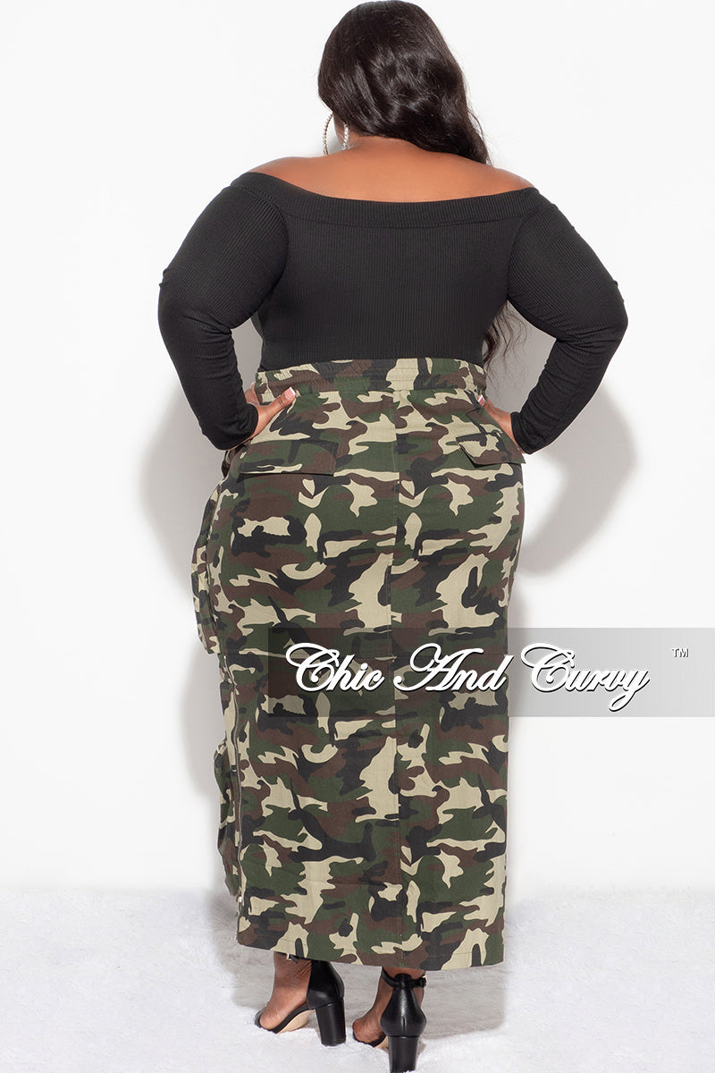 Final Sale Plus Size Ribbed Cutout Top in Black