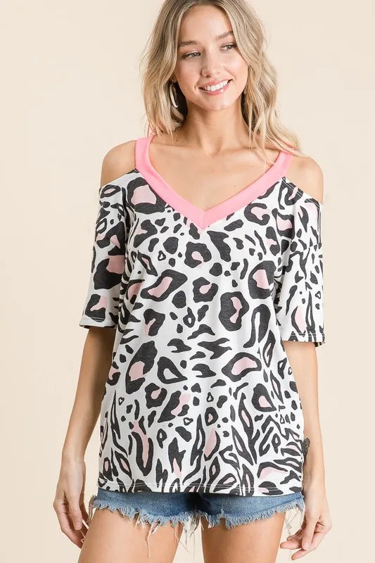 BiBi A Pop of Leopard Leopard Print Top with Shoulder Cut Out